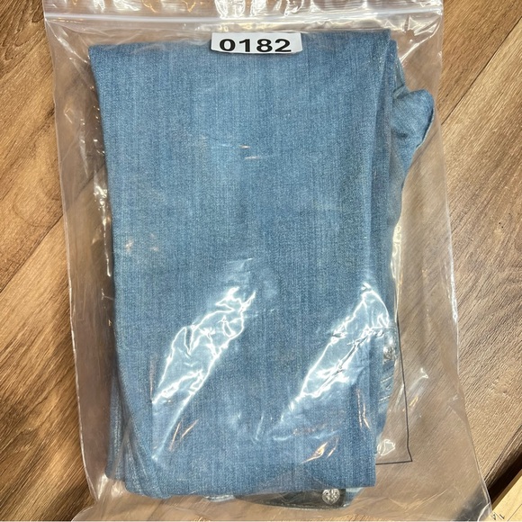 Miss Me Womens Denim Jeans Embroidered Bling Size 28X32 JW5180B12 Boot Cut - Picture 9 of 9